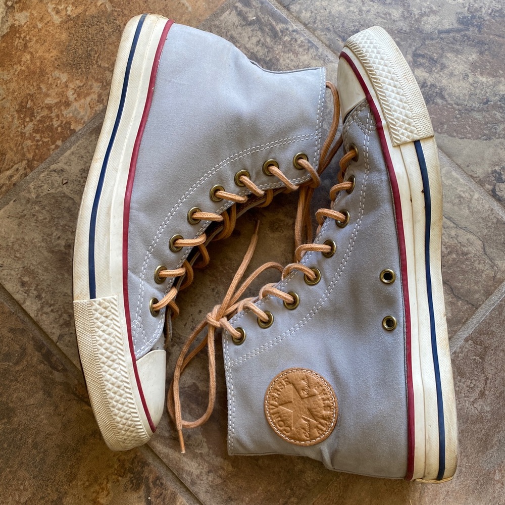 Grey Unisex High Top Chuck Taylor Converse Shoes